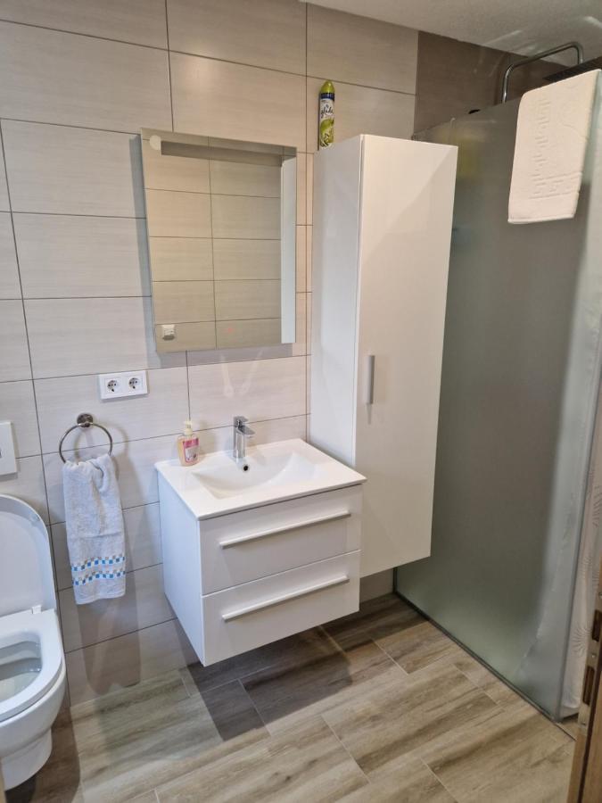 Apartman Potok リヴノ エクステリア 写真